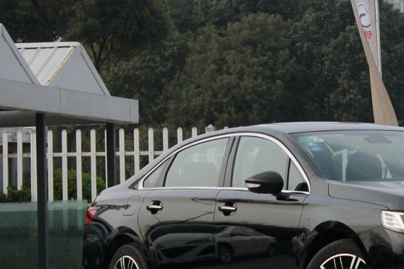 天生的旗舰感，动力、底盘表现出色，配置丰富，东风A9