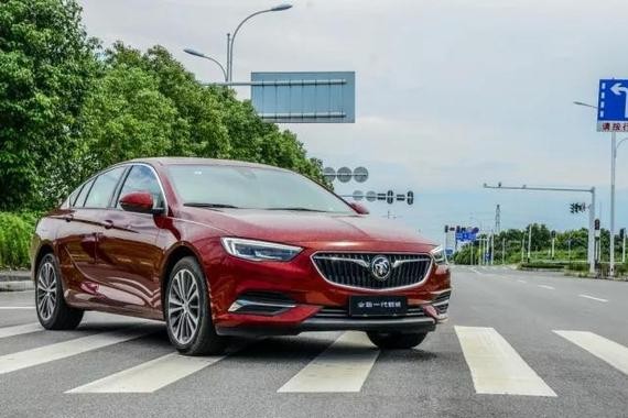 试驾全新君威：除了颜值和动力 还有哪些亮点？