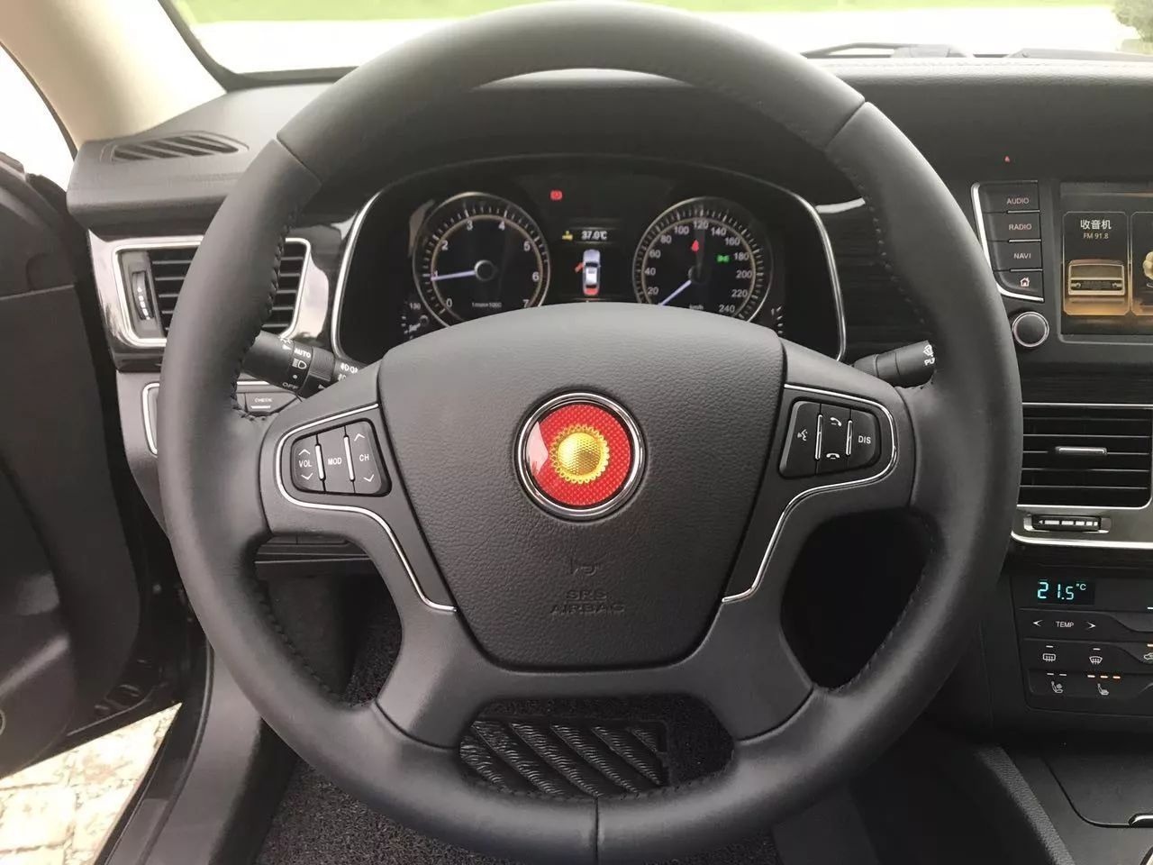 新款红旗H7,抛开情怀还剩下什么?