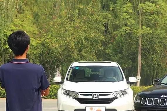 18万城市家用SUV！CR-V空间大，指南者配置高，选谁好？