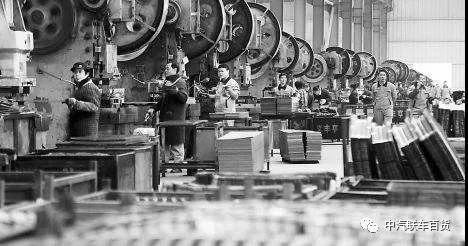 零部件断供损失三千亿？浦东环保部门：环境违法绝不让步