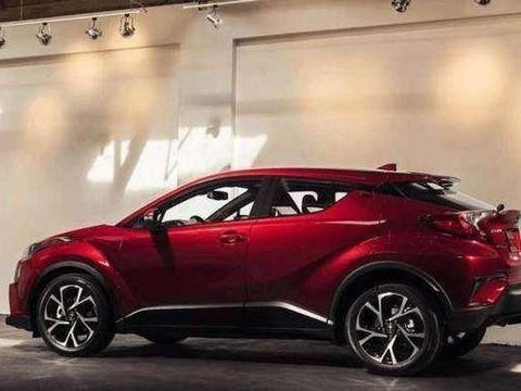 标配ESP+无匙进入+一键启停, 动力带T配混动四驱, 油耗低至3.7L