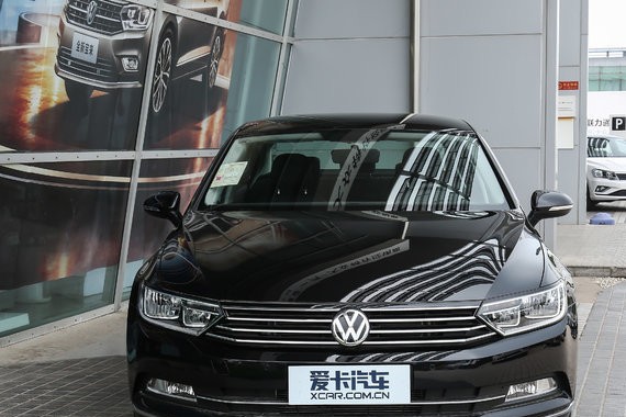 2018款迈腾正式上市 售18.99-31.69万元