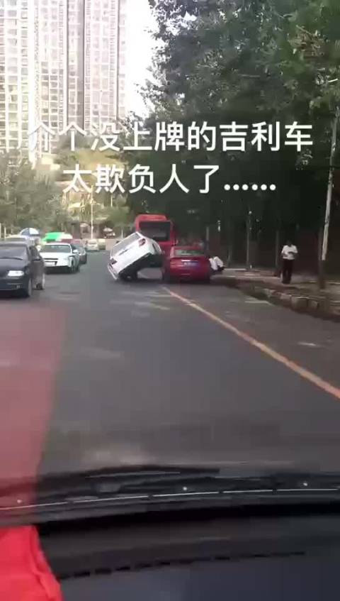 论驾驶技术，我服！直播车市车友会全球车市新能源车市  ​