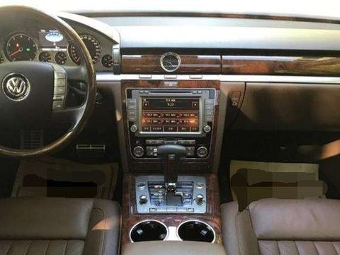 落地价88万, 现只需30万, 小伙开回公司, 同事都以为是“帕萨特”