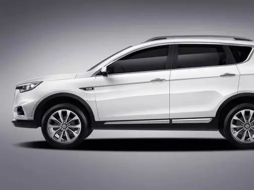 80%合资技术，这台10.35万起的大SUV，车尾看着像50万豪车！