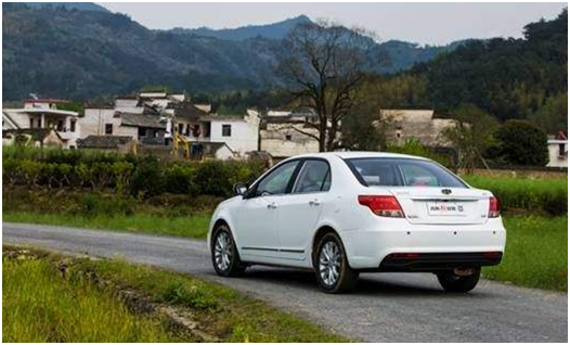 自驾游后,车的这些部位最需要保养,你知道吗?