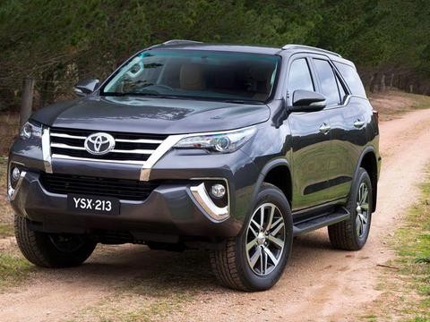 不挑油不容易坏，丰田Fortuner，比普拉多便宜7万买谁？
