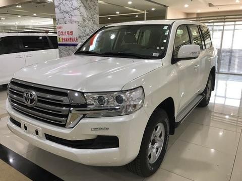 17款陆地巡洋舰酷路泽4000中东版霸气舒适型SUV