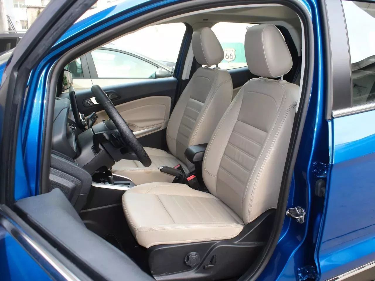 这款合资SUV起步不到8万,性价比高到国产车都慌了!