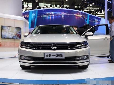 这车人人夸，轴距2米9，内饰不输奔驰E级，才卖19万