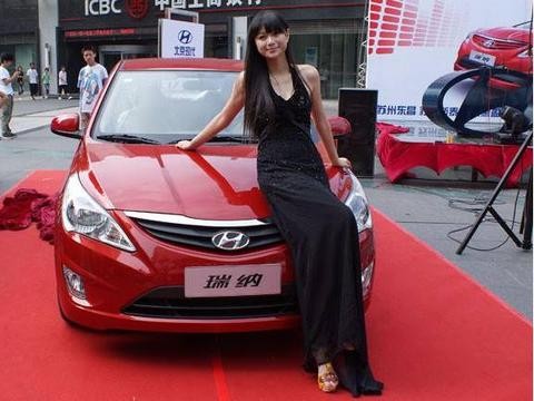 2017款瑞纳 外观帅气颜值超高，内饰豪华有质感，你值得拥有