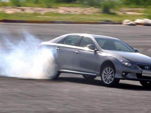 汽车圈劲爆：锐志停产了，丰田最经典车型退出中国市场