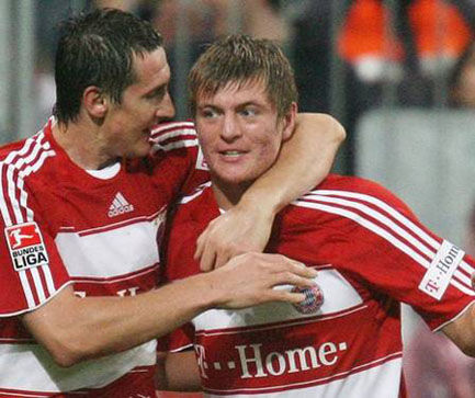 90后的故事,首秀两传K神10年20冠,已成顶级大师