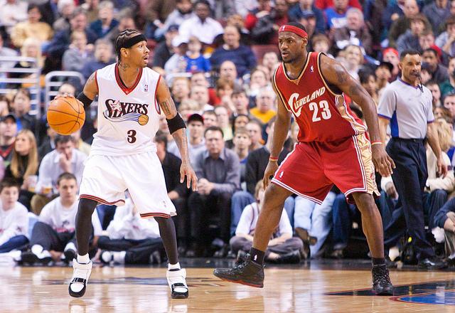 NBA七大球衣号球星代表，艾弗森代表3号，科比代表8号和24号