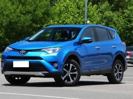 卖得最火的日系SUV，日产奇骏的销量竟是丰田RAV4的两倍!