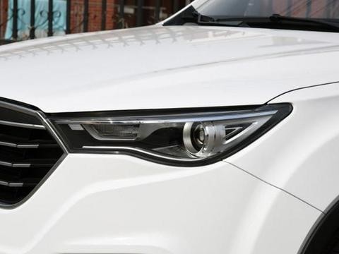 低调月销破万的新车，实力超宝骏510，小保养300就搞定