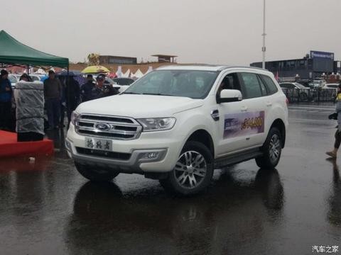 撼路者柴油国V版上市  售31.48-32.08万