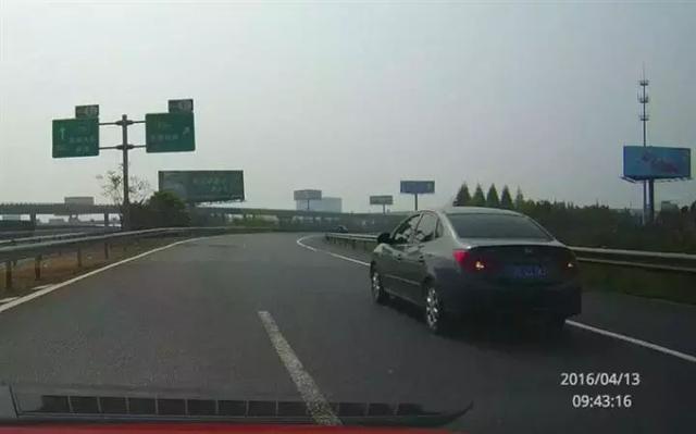 有车的老铁国庆想去浪?自驾游不得不看的高速六大扣分项!