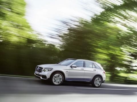 混合动力又添新丁，奔驰的节奏你不服不行