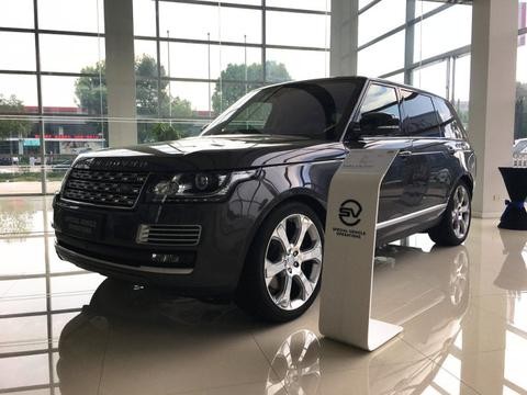 路虎揽胜巅峰创世加长版5.0 SV版 4S店免消费税热销中