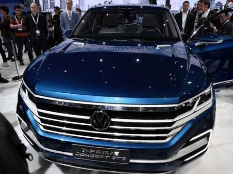 奥迪Q7没它霸气，5米车身标配四驱动力，27万起，要终结加价途昂