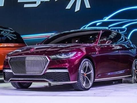 国产红旗车无按键，创新全玻璃车顶，奢华无比才二十万！