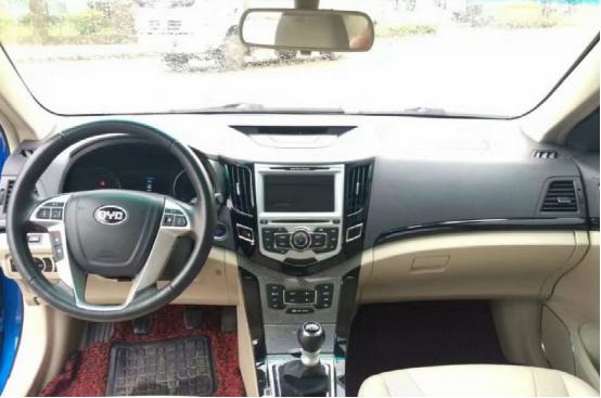 小伙花5万买二手比亚迪汽车,家人说浪费钱,价