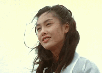 祖贤穿衣,朱茵眨眼,青霞饮酒,嘉欣抬头,到底谁才能摄你心魄?