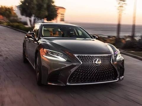 时隔多年雷克萨斯终于再发新车，价格太良心，外观性能让奔驰臣服