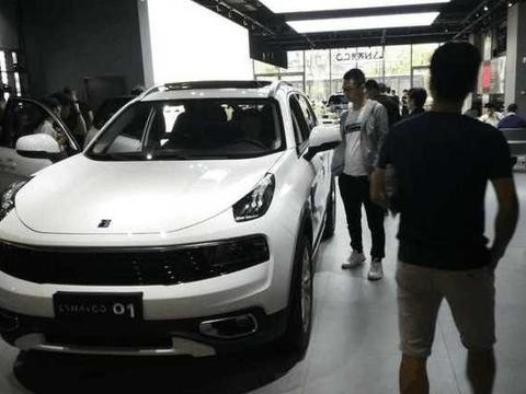 领克01开启全国预定，三千订金提走2.0T乞丐版，12月正式发车