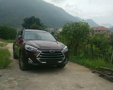 山区小伙花13.31万落地瑞风S7豪华型，后备箱空间成亮点