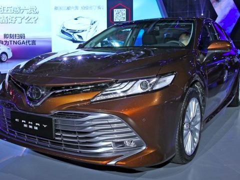 安全耐撞、还省油，换代凯美瑞，不降价就买雅阁？