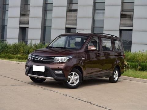 比宏光S大一圈，侧滑门，1.5L或售4.39万，这下该选谁？