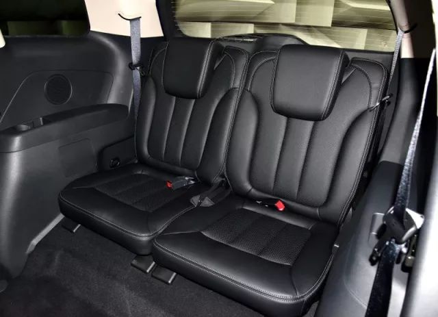 别老盯着7座SUV了,二胎车其实可以这么选