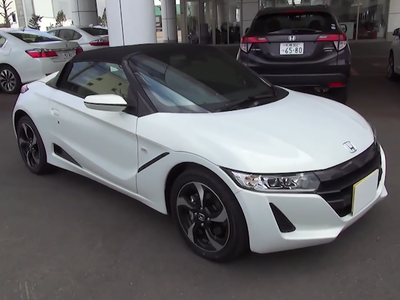 车主注意了, 这款跑车仅售10万, 你却还傻傻等众泰的山寨跑车