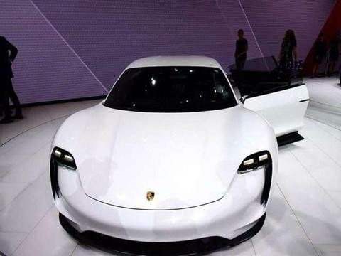 保时捷Mission E来了，充电15分钟能从北京跑到济南，或售55万起