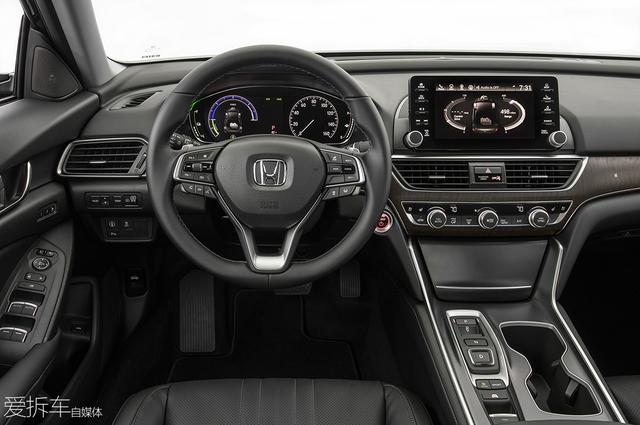 一山居然能藏下二虎 两难之下你会选择TA吗?!