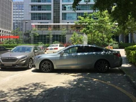 全国首台红旗H5到店，售价不到16万，这个价格真替合资车捏把汗