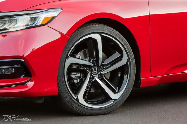 一山居然能藏下二虎 两难之下你会选择TA吗?!