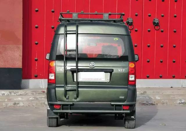 国内仅存的四驱面包车!越野性超过很多SUV,被人称为小悍马!