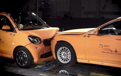 车越重越安全是真理还是谣言