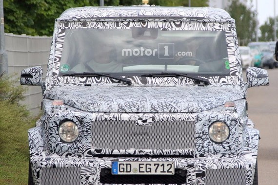 全新奔驰G级谍照曝光 或北美车展亮相