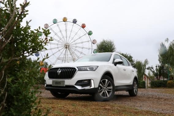 树立同级别驾控感受新标杆，试驾保沃BX5 1.4T