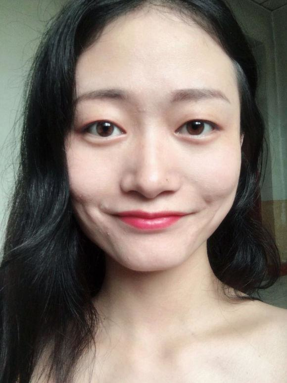 女人最命苦的4大面相，命理克夫，注定婚姻难顺，老了无依无靠！