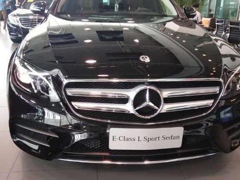 去参观一圈奔驰E300，准备国庆后订车，可朋友一直说宝马靠谱？