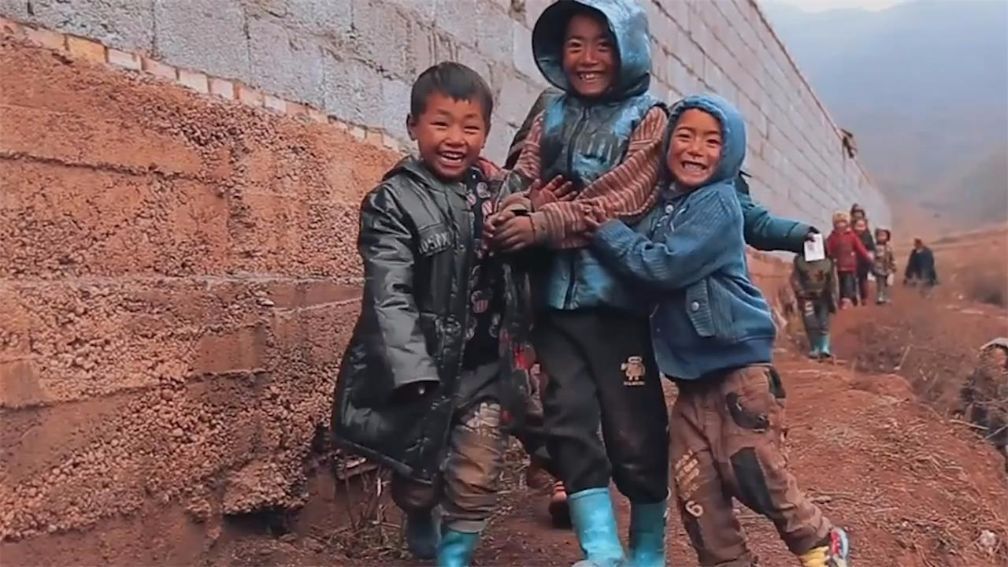 中国最穷的村子:90%的人天天吃土豆,很多人没
