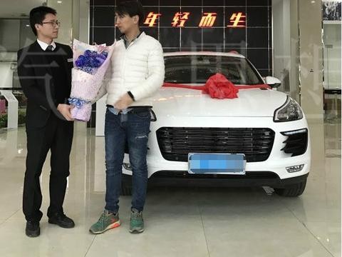 常州车友花12.48万元首提众泰SR9，网友：车主和销售更般配