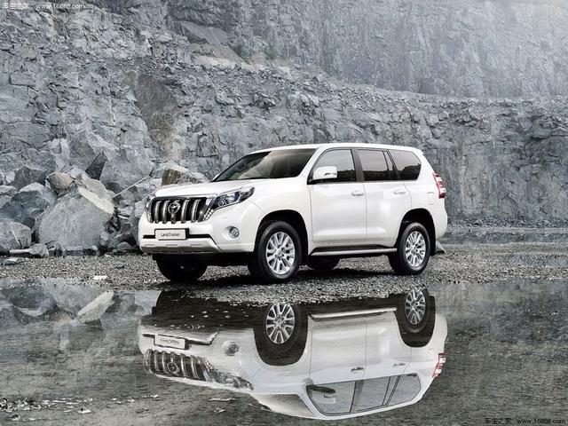 前后轮胎的轮距为啥有的车还不一样?