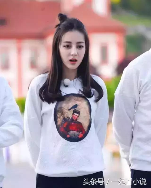 热巴赵丽颖扎烂的苹果头,李沁稍稍改良,又美出天际了!